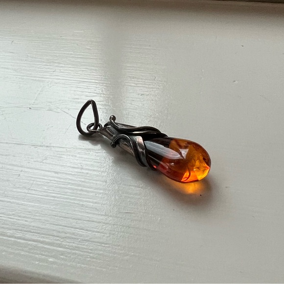 AUTHENTIC AMBER CHARM - Picture 3 of 5